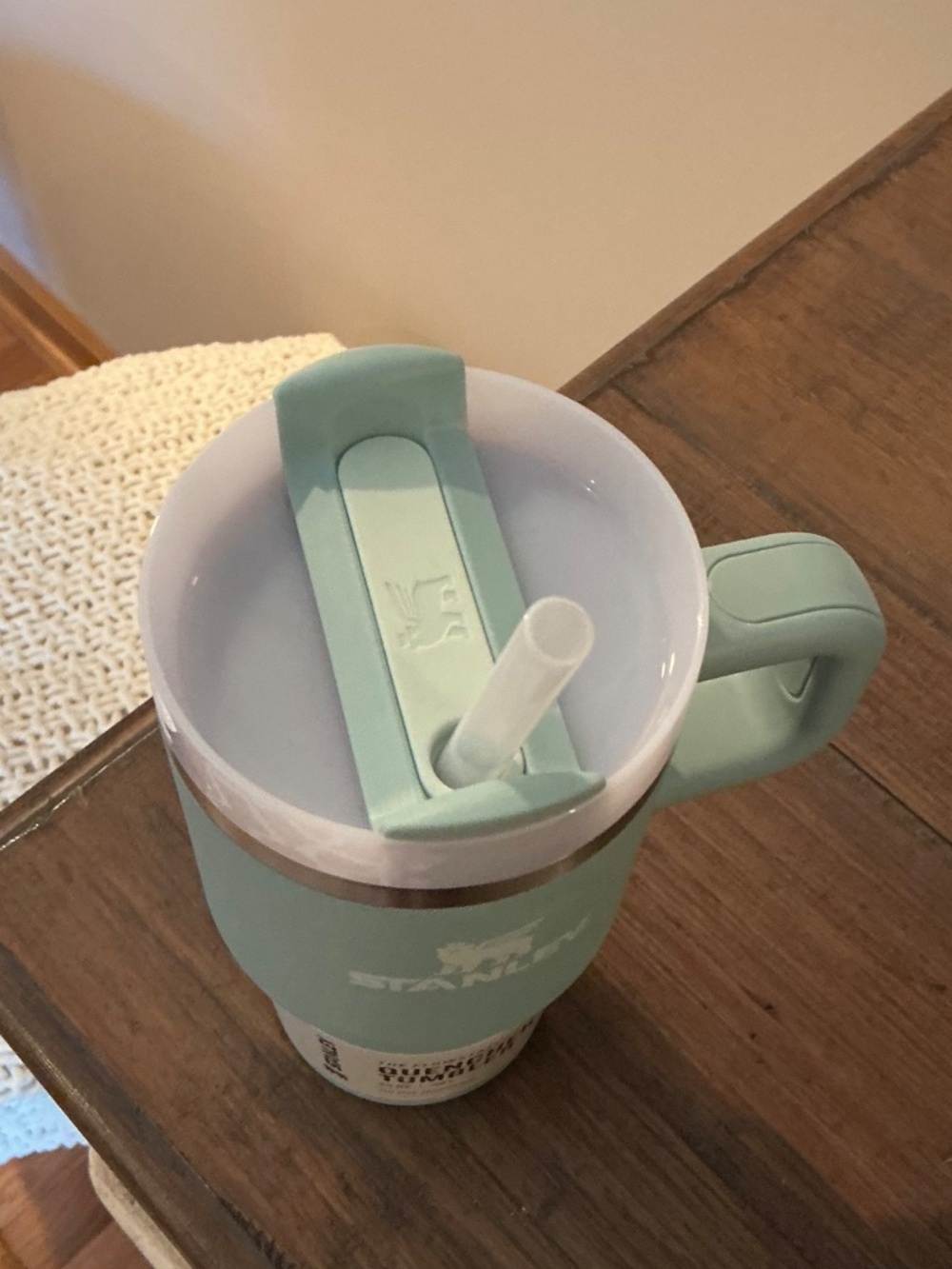 Stanley 20 oz quencher tumbler in Seafoam - Picture 2 of 4